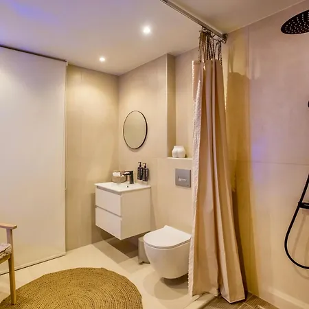 Between By 4 Travelers Appartement *